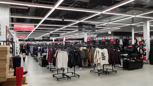 Department Store «Saks OFF 5TH», reviews and photos, 6502 Springfield Mall, Springfield, VA 22150, USA