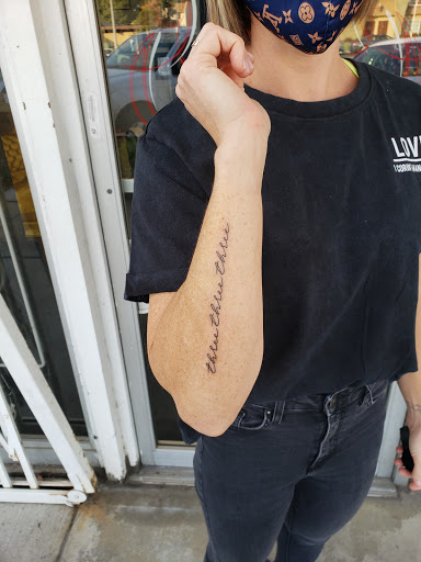 Tattoo Shop «Autumn Moon Tattoo», reviews and photos, 117 N Magnolia Ave, Anaheim, CA 92801, USA