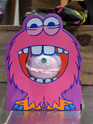 Cosmetics Store «Lush Cosmetics», reviews and photos, 21540 Hawthorne Blvd #414a, Torrance, CA 90503, USA