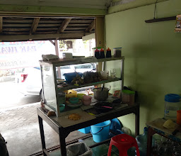 Kuliner Tahu Kupat Temanggung Pak Iwan Gendhut photo