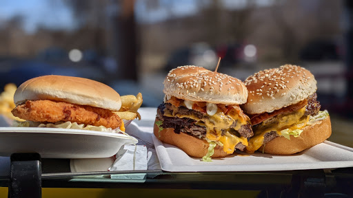 Hamburger Restaurant «Red Rabbit Drive-In», reviews and photos, 60 Benvenue Rd, Duncannon, PA 17020, USA