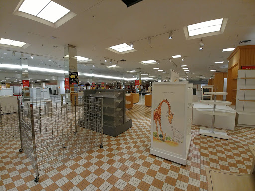 Shopping Mall «The Shops at Nanuet», reviews and photos, 5101 Fashion Dr, Nanuet, NY 10954, USA
