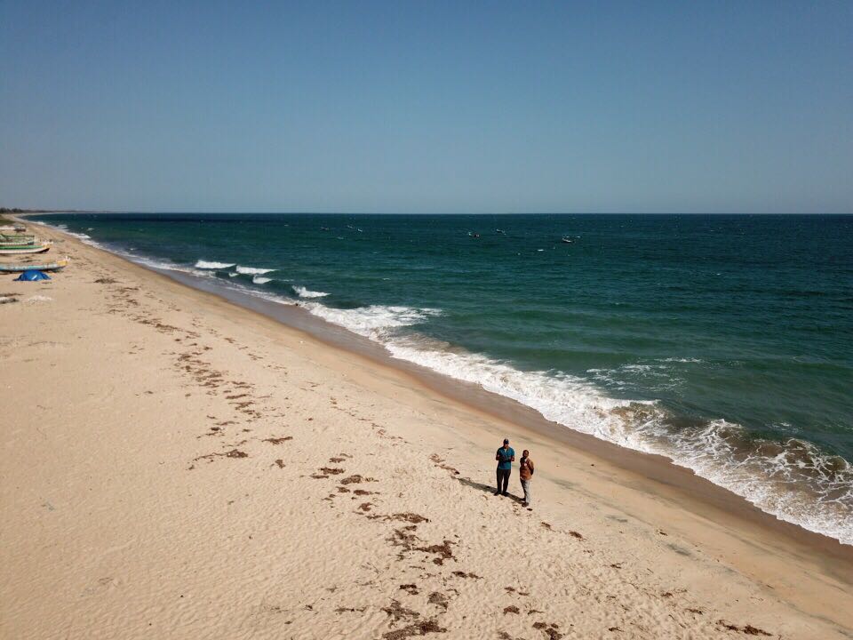 Fotografija Narippaiyur Beach z svetel pesek površino