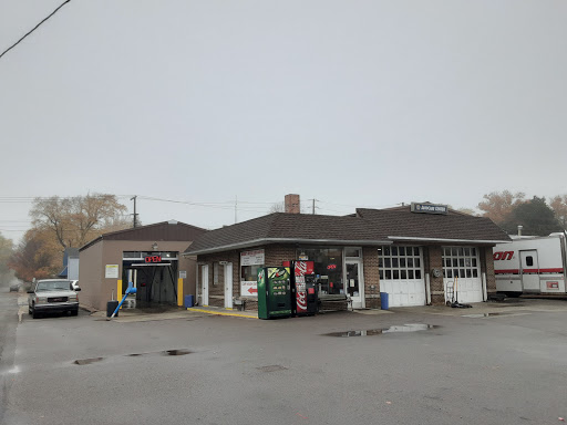 George's Service & Car Wash en Nappanee