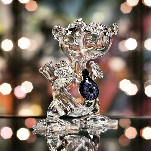 Tobacco Shop «Kazzaz Smoke Shop», reviews and photos, 6355 W Montrose Ave, Chicago, IL 60634, USA