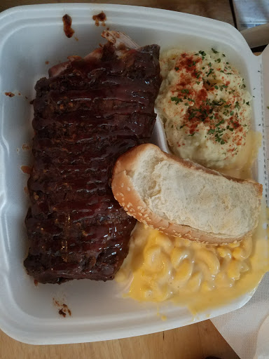 Caterer «Mobile Pig-Nic Catering», reviews and photos, 900 Commonwealth Pl, Virginia Beach, VA 23464, USA