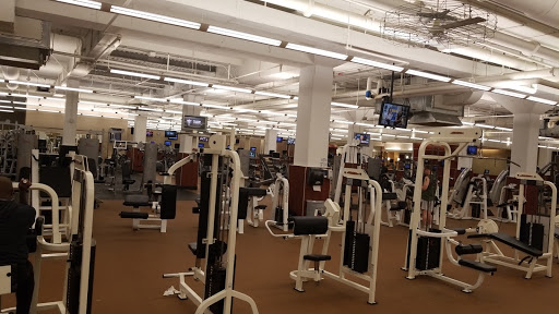 Gym «LA Fitness», reviews and photos, 6200 Little River Turnpike, Alexandria, VA 22312, USA