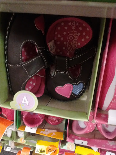 Home Goods Store «Shopko La Crosse North», reviews and photos, 2400 Rose St, La Crosse, WI 54603, USA