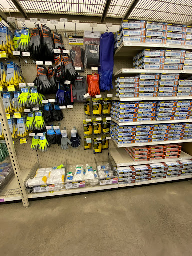 Hardware Store «Harbor Freight Tools», reviews and photos, 2950 NE Hogan Dr, Gresham, OR 97030, USA