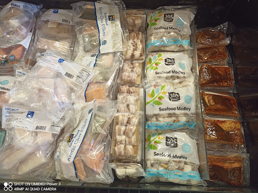 Grocery Store «Whole Foods Market», reviews and photos, 990 Iyannough Rd, Hyannis, MA 02601, USA