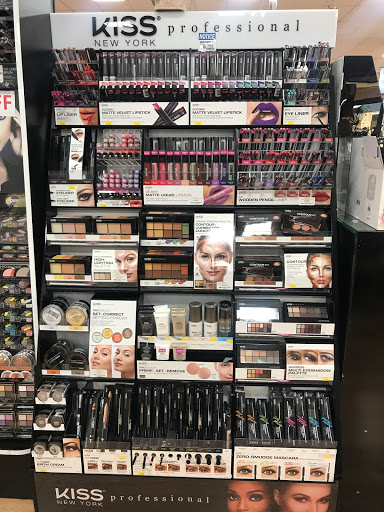 Beauty Supply Store «Beauty 4 U», reviews and photos, 6388 E 82nd St, Indianapolis, IN 46250, USA