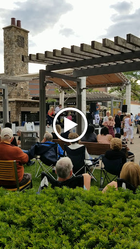 Computer Store «Apple Partridge Creek», reviews and photos, 17360 Hall Rd, Charter Twp of Clinton, MI 48038, USA