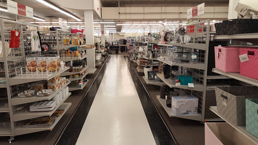 Clothing Store «Burlington Coat Factory», reviews and photos, 9321 Telegraph Rd, Redford Charter Twp, MI 48239, USA