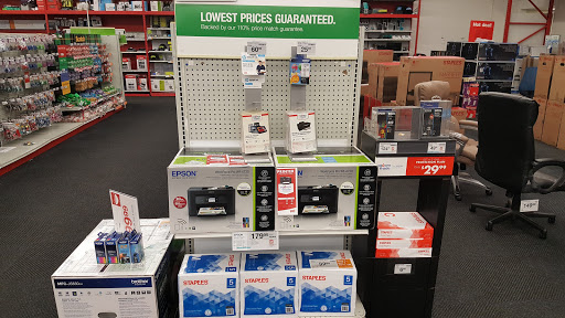 Office Supply Store «Staples», reviews and photos, 7708 Richmond Hwy, Alexandria, VA 22306, USA