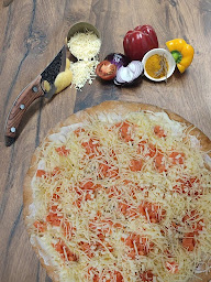Photo n°52 de Point pizz' - Distributeur Automatique de Pizza - Villefranche De Rouergue à Villefranche-de-Rouergue ()