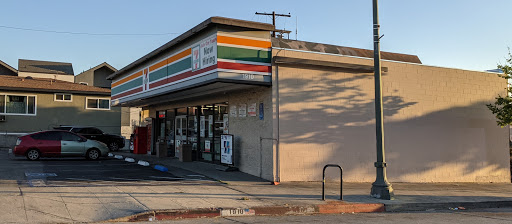 7-Eleven, 1910 Colorado Blvd, Eagle Rock, CA 90041, USA, 
