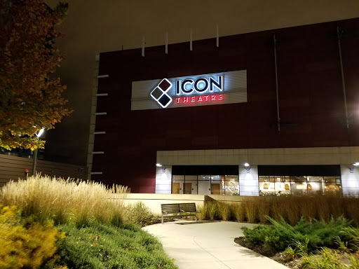 Movie Theater «ShowPlace ICON Theatres at Roosevelt Collection with ICON•X - Chicago», reviews and photos, 1011 S Delano Ct, Chicago, IL 60605, USA