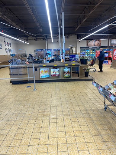 Supermarket «ALDI», reviews and photos, 2405 S Center St, Marshalltown, IA 50158, USA