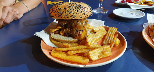 Paddington Burger Àgora - Rambla Torrentet, 08630 Abrera, Barcelona, Spain