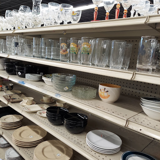 Thrift Store «Lakewood Goodwill», reviews and photos, 6002 Mt Tacoma Dr SW, Tacoma, WA 98499, USA