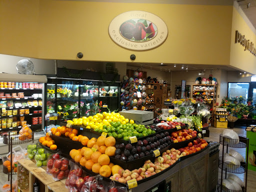 Grocery Store «Safeway», reviews and photos, 106 W. Manson Rd, Chelan, WA 98816, USA