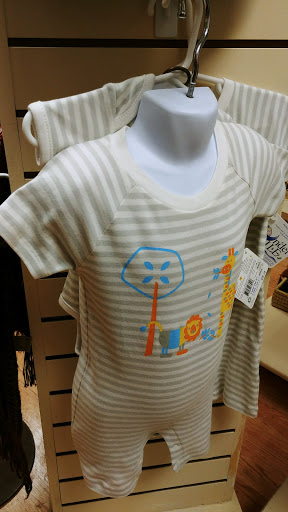 Gift Shop «Ten Thousand Villages», reviews and photos, 719 Main St, Evanston, IL 60202, USA