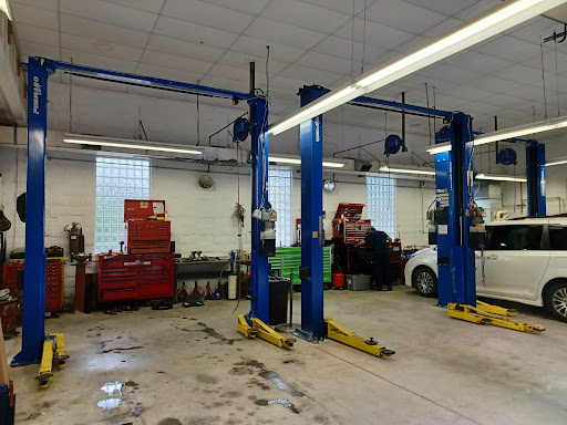 Auto Repair Shop «Padonia Auto Service», reviews and photos, 9712 York Rd, Cockeysville, MD 21030, USA