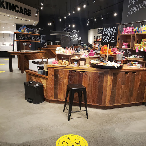 Cosmetics Store «Lush Cosmetics», reviews and photos, 4400 Ashford Dunwoody Rd #1360, Atlanta, GA 30346, USA