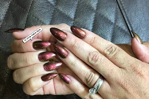 D’Vine Nails Spa image