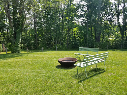 General Store «JJ Hapgood General Store & Eatery», reviews and photos, 305 Main St, Peru, VT 05152, USA