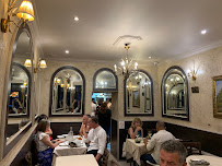 Atmosphère du Restaurant libanais Assanabel - Saint-Germain-des-Prés à Paris - n°2