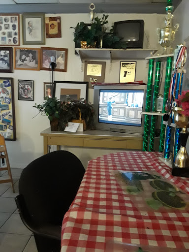 Grocery Store «Guy Colley Grocery», reviews and photos, 4426 33rd Ave, Vero Beach, FL 32967, USA