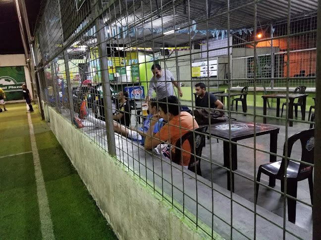 Opiniones de Futbol Plaza Gallegos Lara - Canchas Sintéticas en Guayaquil - Campo de fútbol