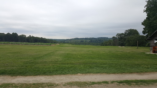 Farm «Jones Family Farms», reviews and photos, 606 Walnut Tree Hill Rd, Shelton, CT 06484, USA