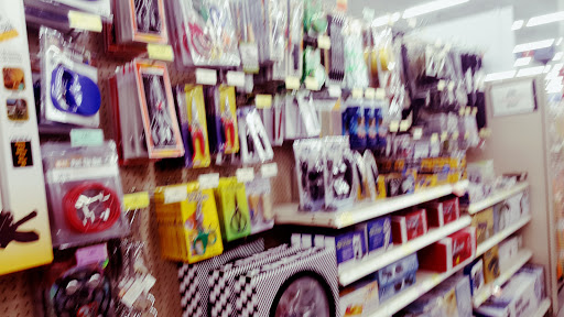 Hardware Store «Harbor Freight Tools», reviews and photos, 1291 N Hacienda Blvd, La Puente, CA 91744, USA