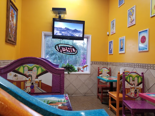 Mexican Restaurant «La Jalisco Supermercato», reviews and photos, 1300 N Ashley St, Valdosta, GA 31601, USA