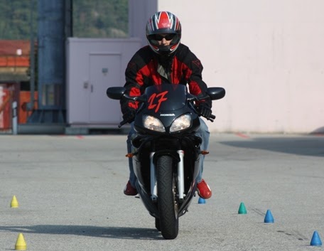 Rezensionen über Corsi Moto Lugano in Lugano - Fahrschule