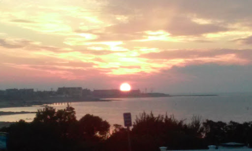 Seafood Restaurant «Casino Wharf FX», reviews and photos, 286 Grand Ave, Falmouth, MA 02540, USA