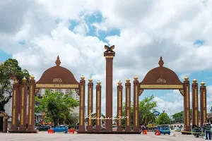 Gerbang Kota Sultan Ismail Petra image