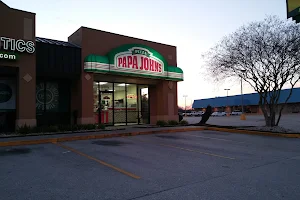 Papa Johns Pizza image