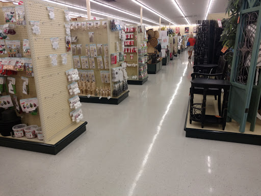 Craft Store «Hobby Lobby», reviews and photos, 875 Harbor Blvd, Destin, FL 32541, USA