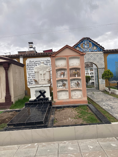 Cementerio de mascotas Ayacucho