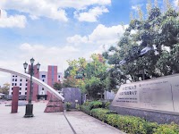 山梨学院短期大学