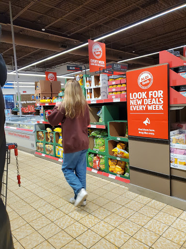 Supermarket «ALDI», reviews and photos, 728 Hartford Pike, Dayville, CT 06241, USA