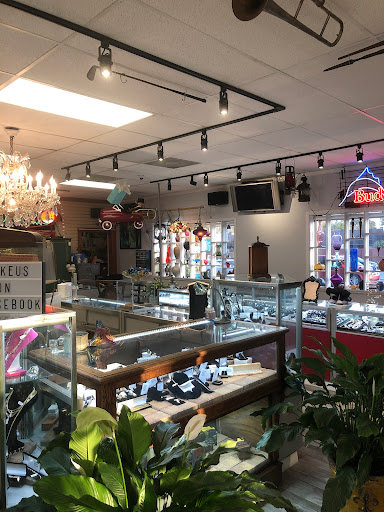 Pawn Shop «Sunset Jewelry & Loan», reviews and photos, 1901 N Hercules Ave, Clearwater, FL 33763, USA