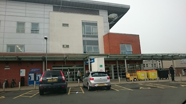 Reviews of County Hospital (front entrance) in Hereford - Other