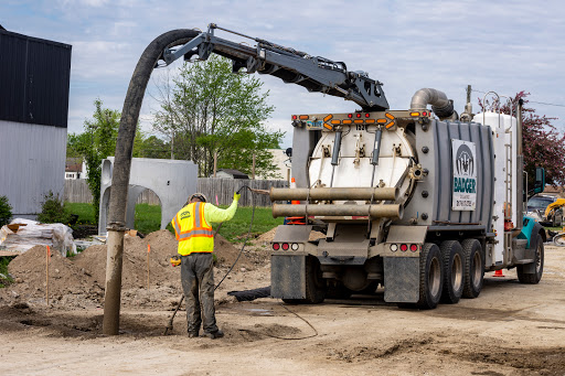 Badger Daylighting™ Hydrovac Truck Excavating Services