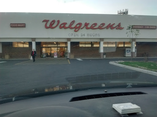 Walgreens, 1028 S Elmhurst Rd, Mt Prospect, IL 60056, USA, 
