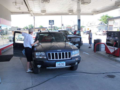 Auto Repair Shop «Chumbleys Auto Care», reviews and photos, 110 S Jefferson Way, Indianola, IA 50125, USA