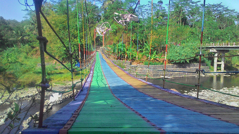 Jembatan Pelangi Rembang